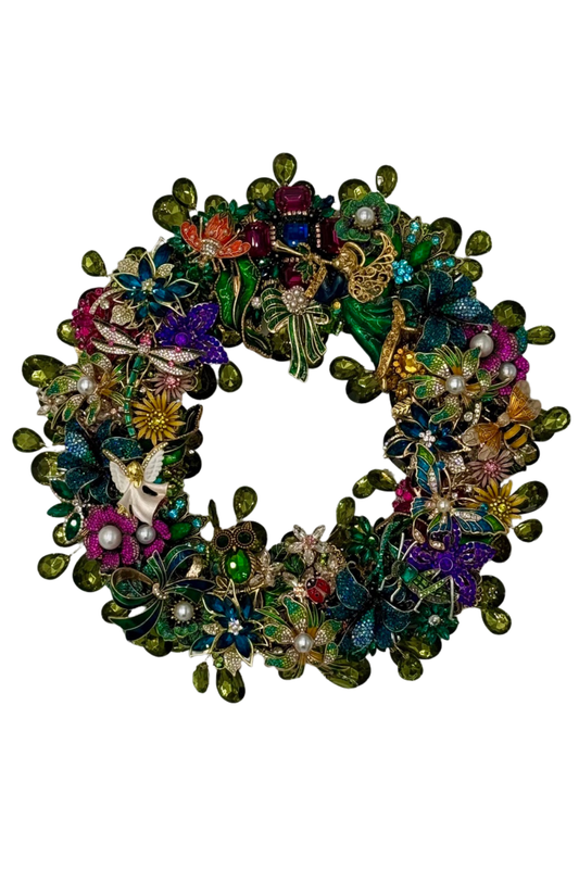 Watching Over Me Small Wreath